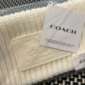 BRAND NEW CREAM COACH KNIT HEADBAND RUBBER PATCH Coach Knit Headband With Rubber Patch Cream NWT Authentic | eBay main image 2